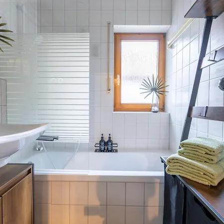 דירה Waeldernestchen - Zentral - Pur - Tiefgarage - Balkon - Modernes 2 *